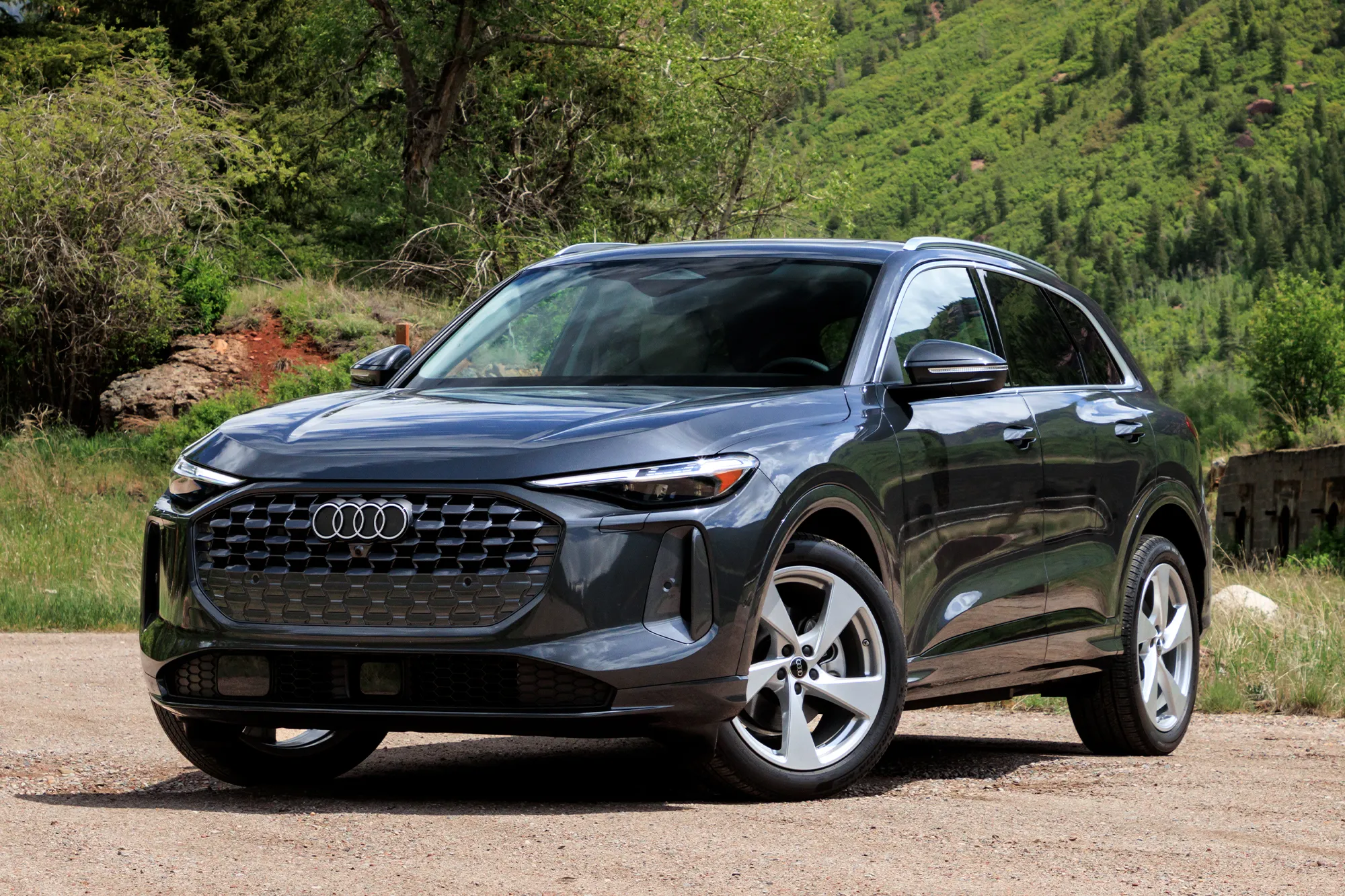 Audi Q5 — SUV premium importado.