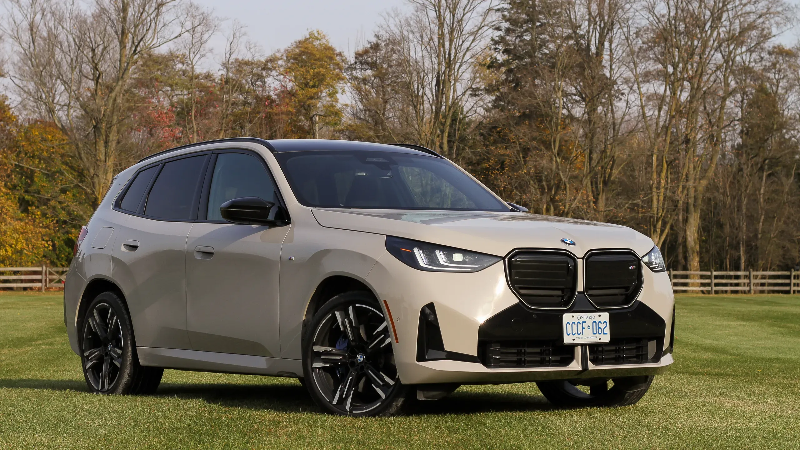 BMW X3 — SUV médio premium importado.